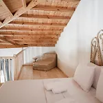 Fasolaki - Eco Residences شقة فندقية 4*