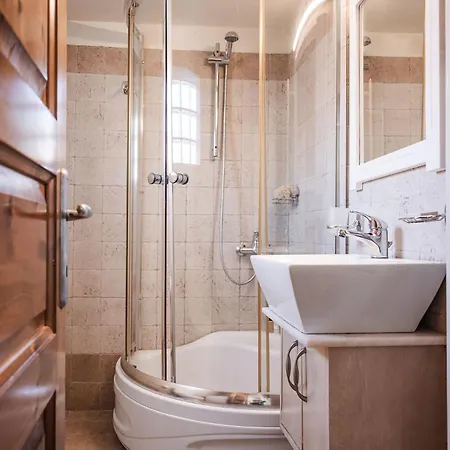 Fasolaki - Eco Residences Città di Skopelos