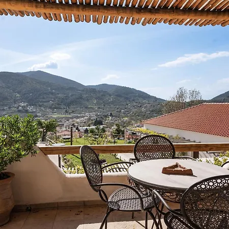 Apartahotel Fasolaki,