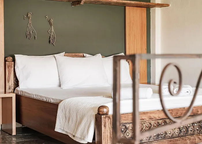 Fasolaki - Eco Residences Aparthotel Skopelos Town